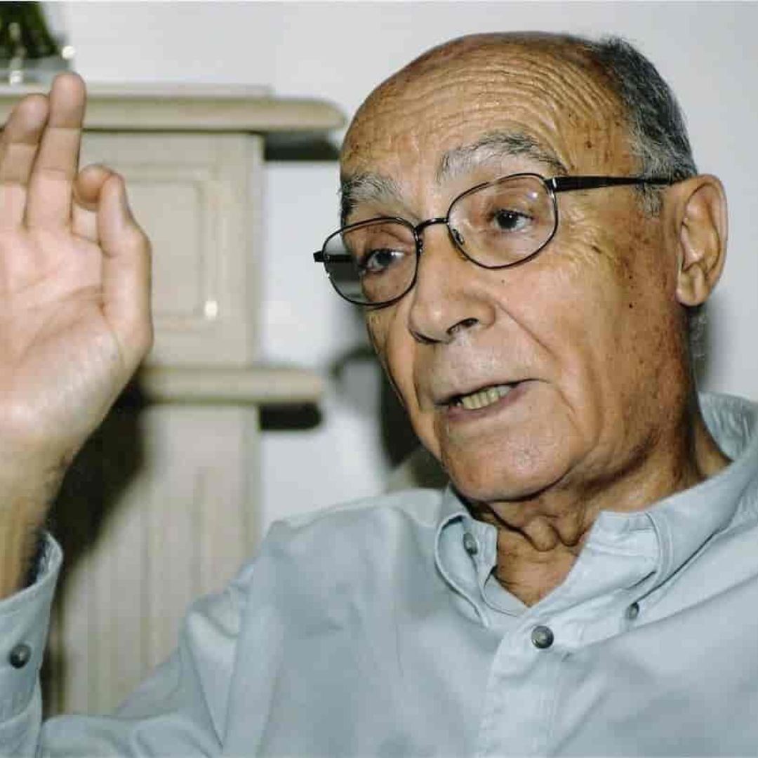 José Saramago conversando