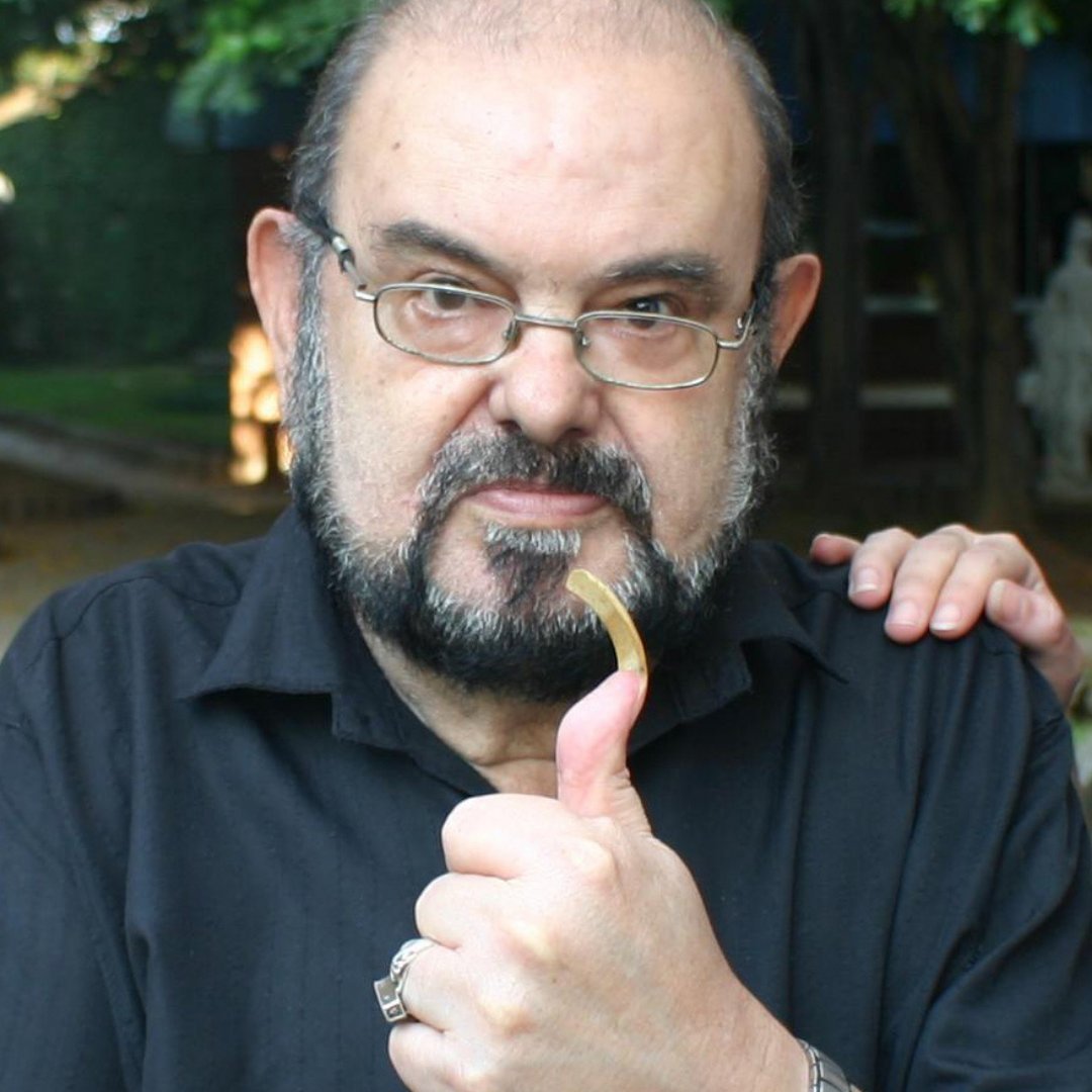Imagem do ator e cineasta José Mojica Marins, mais conhecido como Zé do caixão