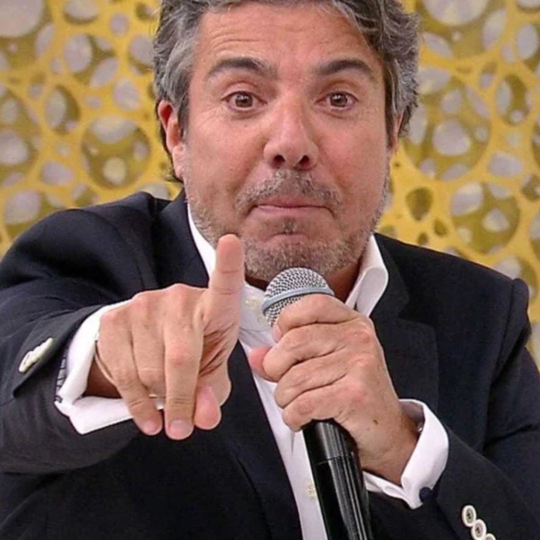 Imagem do apresentador de tv João Kléber
