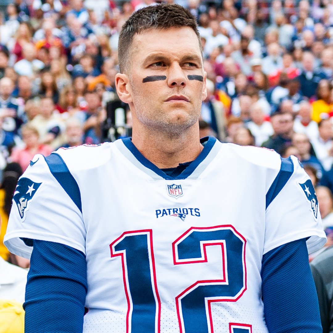 Imagem do jogador de futebol americano Tom Brady, durante um jogo