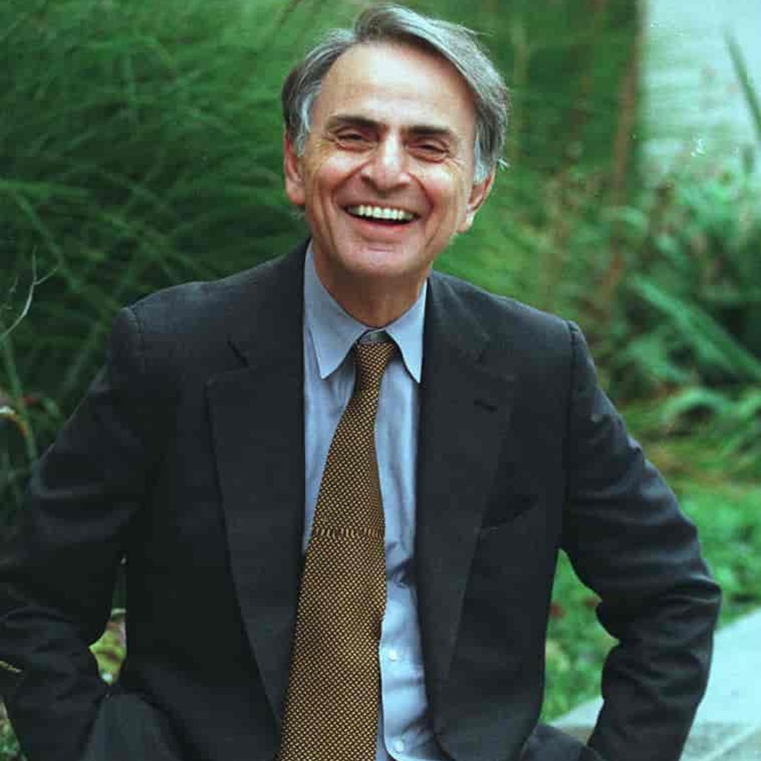 Imagem do astrofísico Carl Sagan