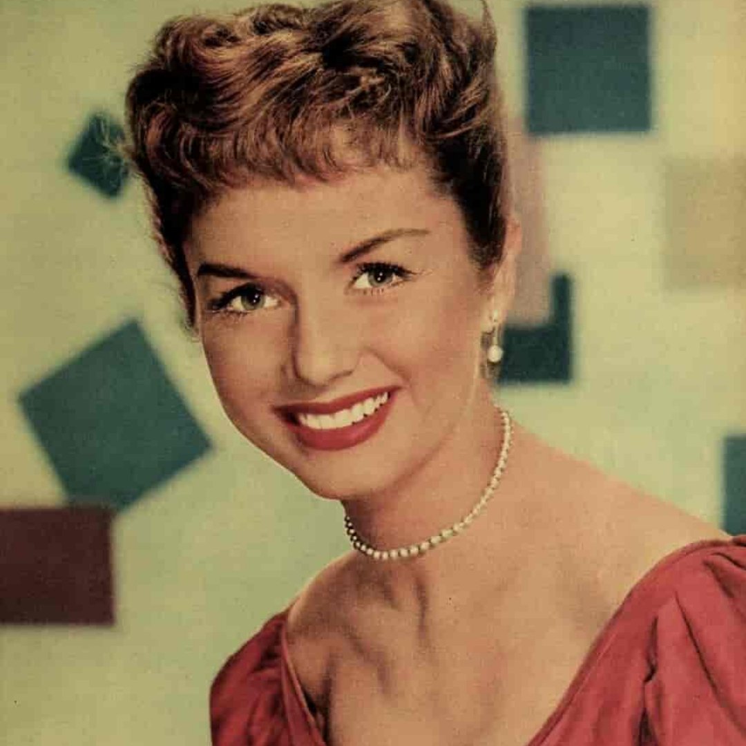 Imagem da atriz Debbie Reynolds na juventude