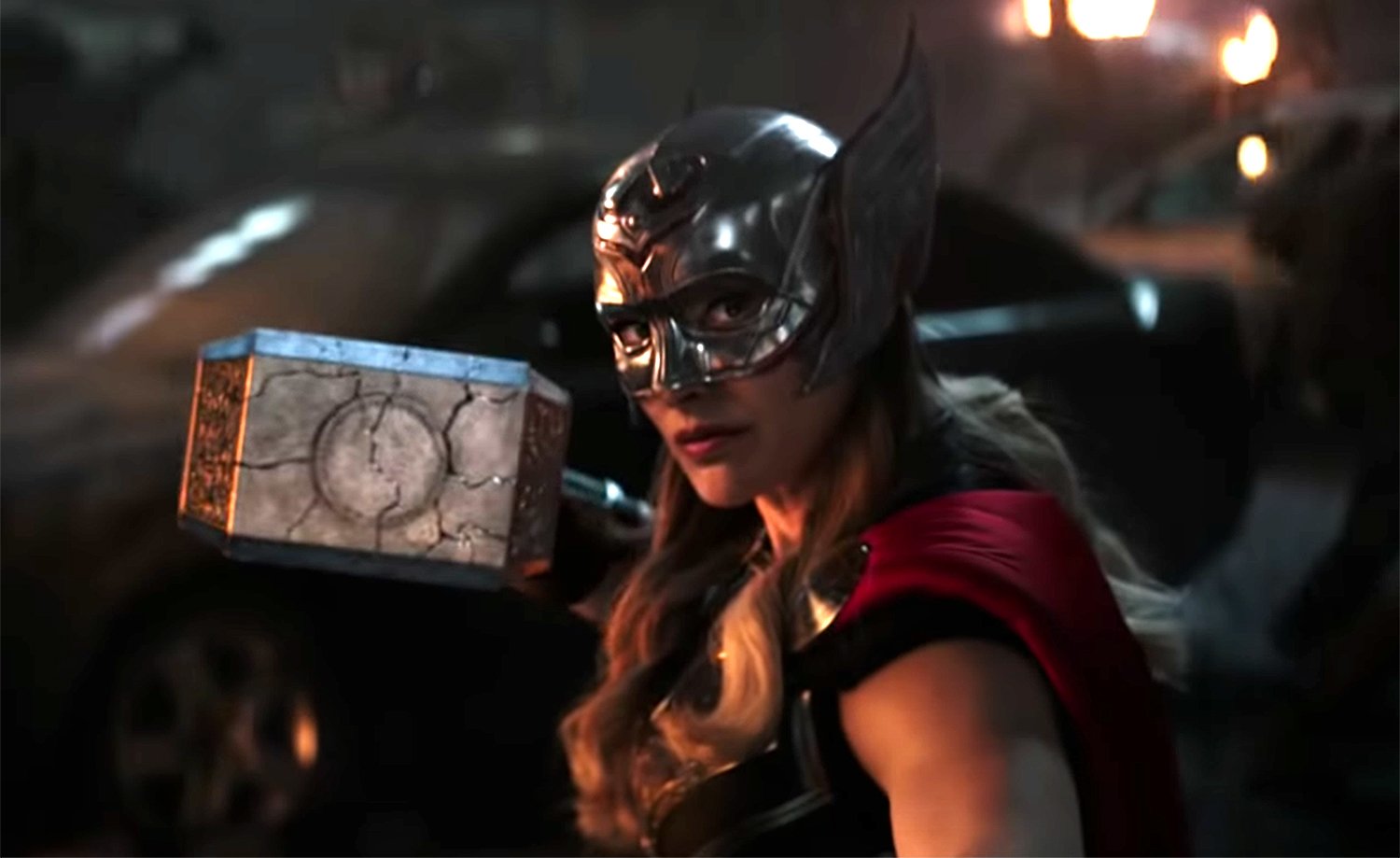 Natalie Portman em sua personagem Jane Foster no traile de 'Thor: Amor e Trovão'