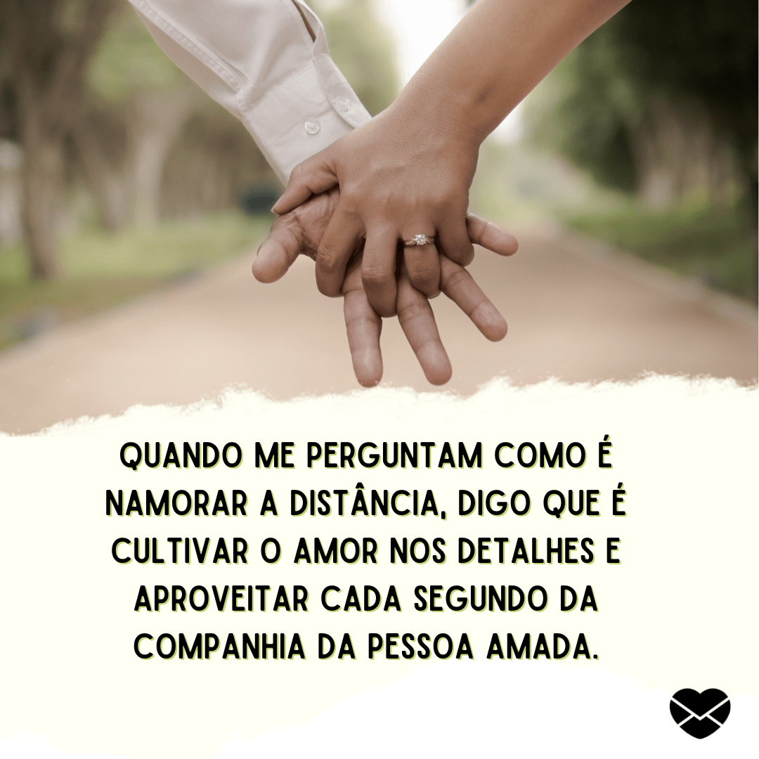 Frases de amor para namorada a distância: Faça uma surpresa!