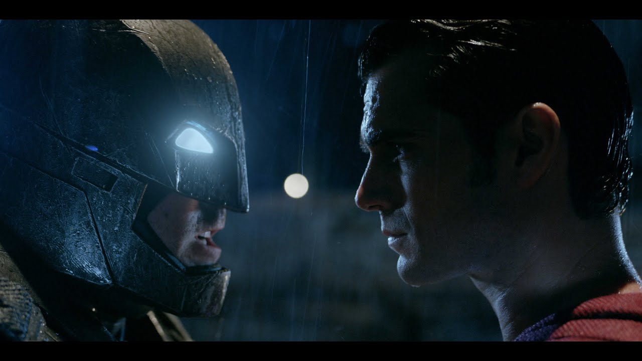 Thumbnail do vídeo do trailer 'Batman vs Superman: A Origem da Justiça'