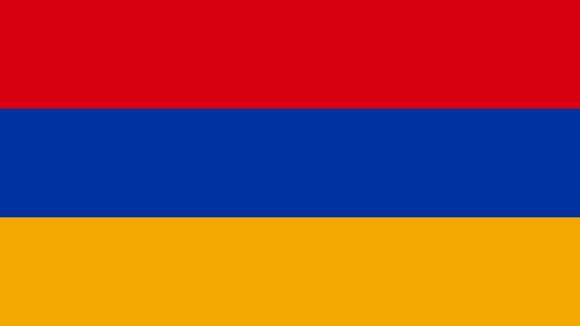 A bandeira nacional da Arménia (português europeu) é uma bandeira tricolor consistindo de três listras horizontais de cores vermelha, azul e laranja.