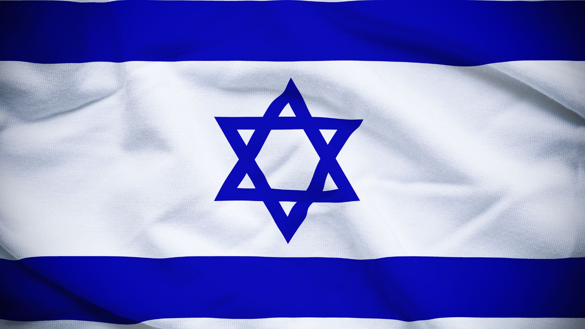 A bandeira de Israel mostra uma Estrela de David na cor azul em um fundo branco, entre duas faixas azuis horizontais.