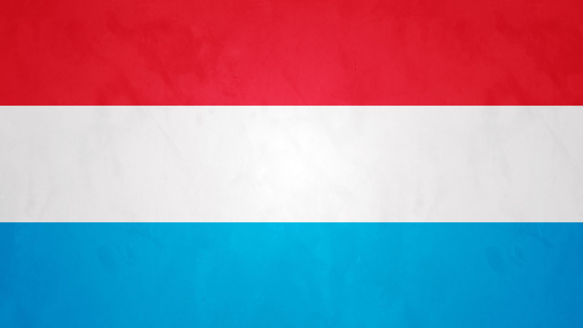 A bandeira do Luxemburgo consiste de três barras horizontais iguais de vermelho, branco e azul claro.