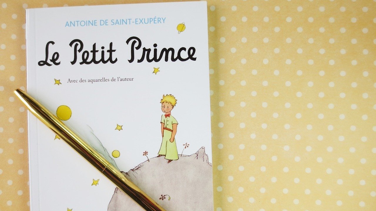 Livro 'O Pequeno Príncipe'.