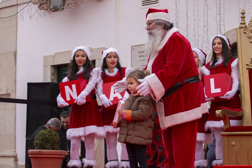 roupas para coral de natal