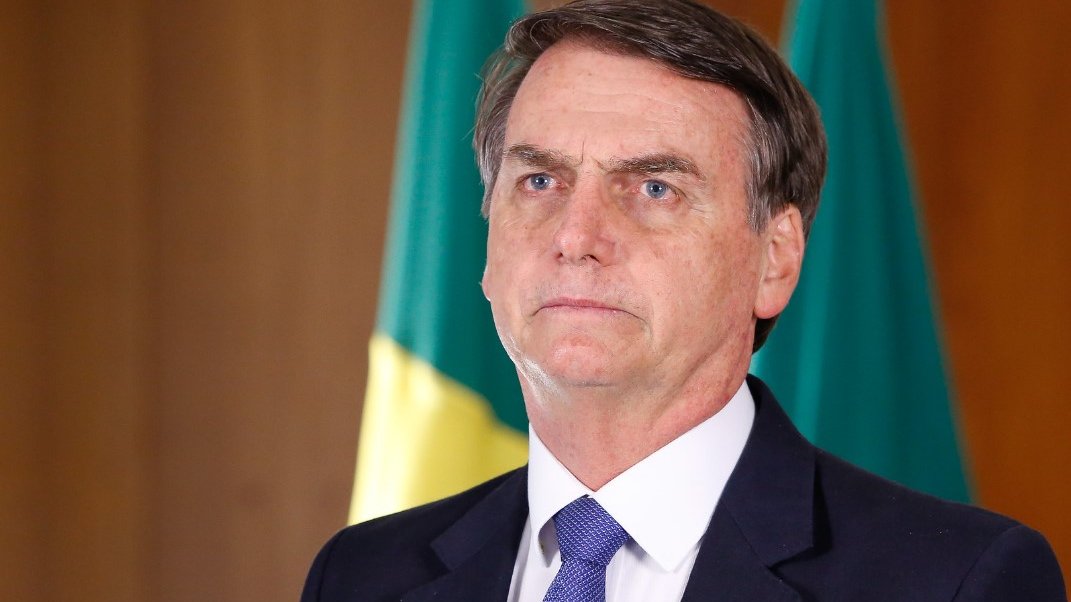 Jair Bolsonaro posando para foto no Palácio do Planatlto