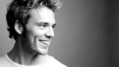 Sam Claflin