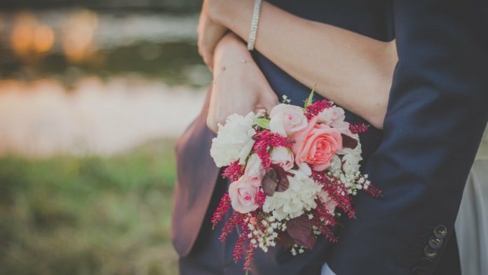 14 declarações de amor para o noivo. Promessas de amor eterno!