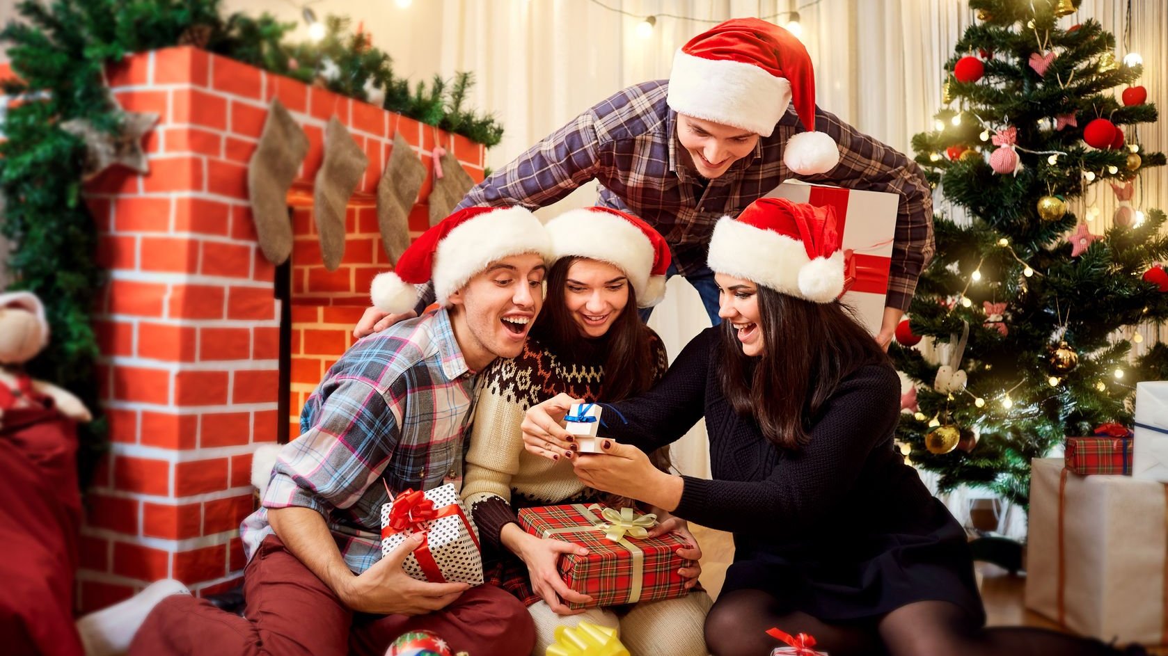 Natal, amigos e amor. Alegria compartilhada é muito melhor! Natal, amigos e amor. Alegria compartilhada é muito melhor!