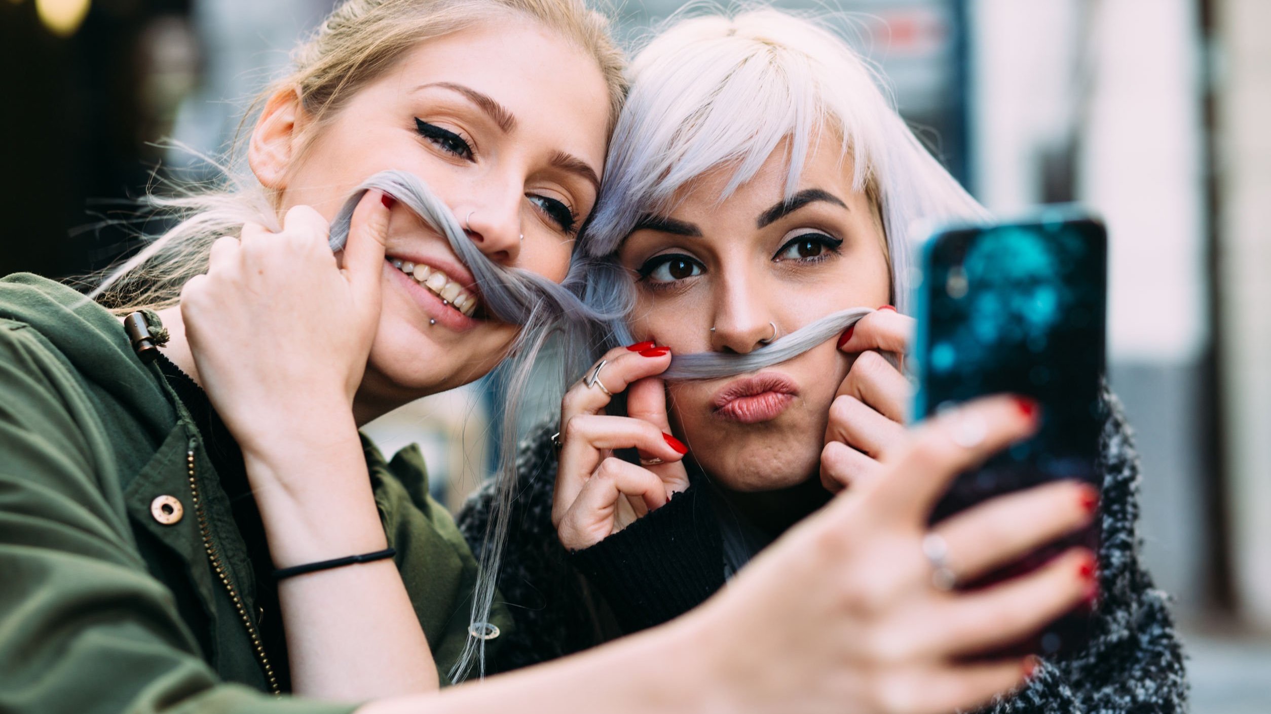 Legendas para selfie de amigos