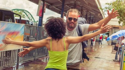 Boas-vindas para quem chega. Celebre a visita de alguém 