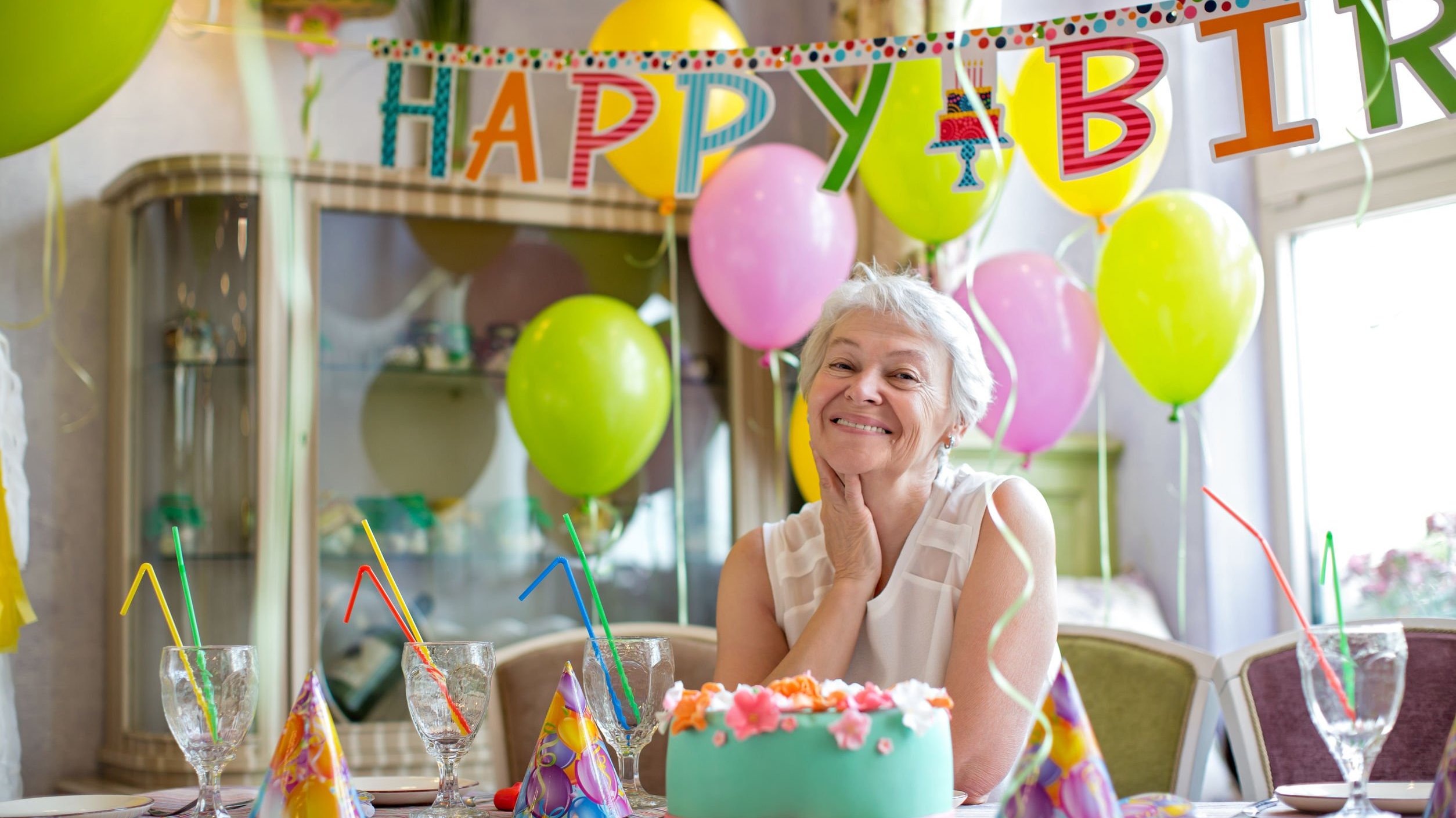 Mensagens de Aniversário para 80 anos. Comemore!