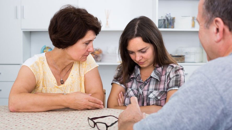 Como contar sobre o término para a família