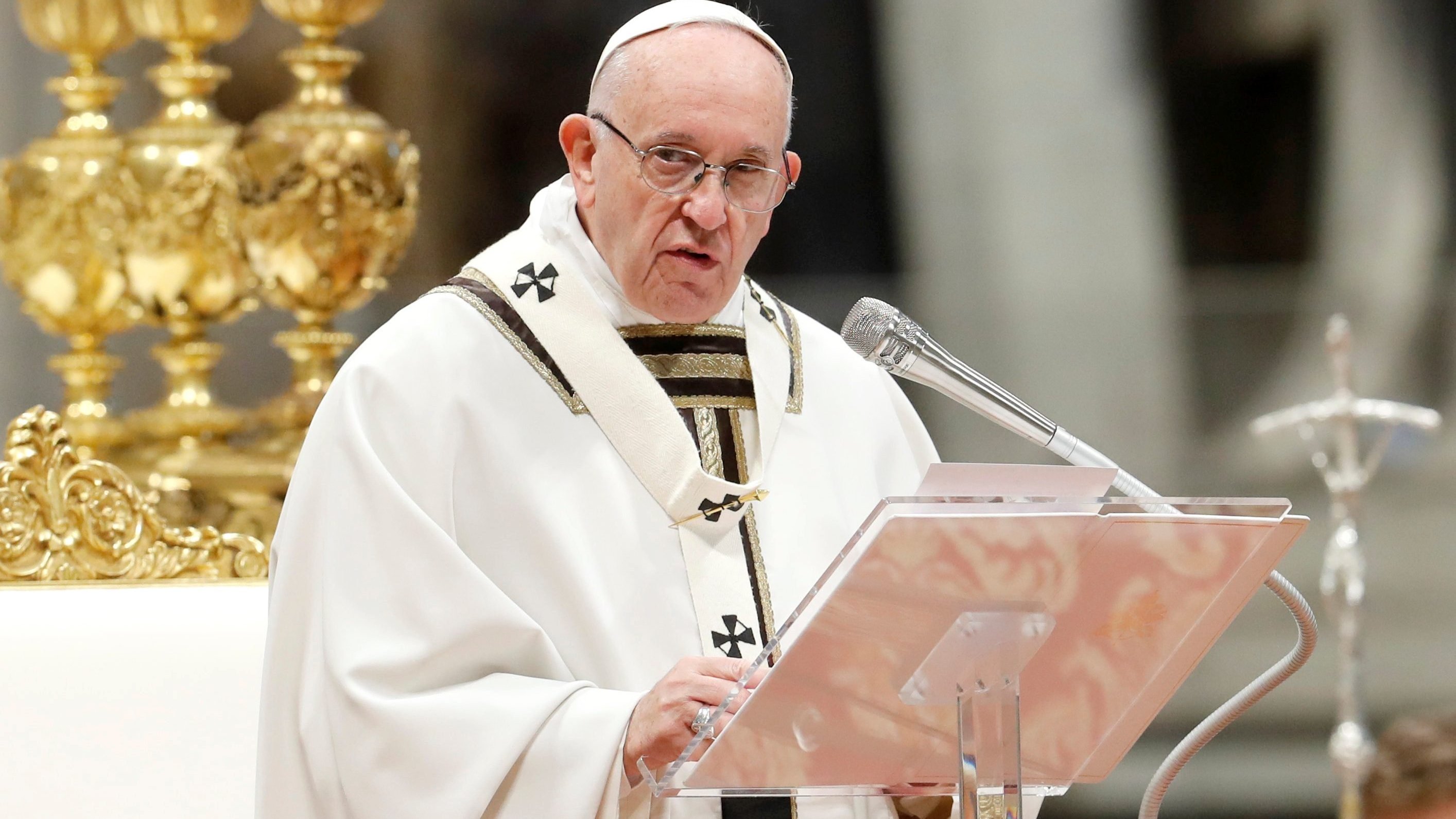 Papa Francisco em leitura de missa