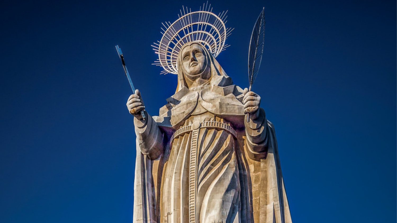 Escultura de Santa Luzia.