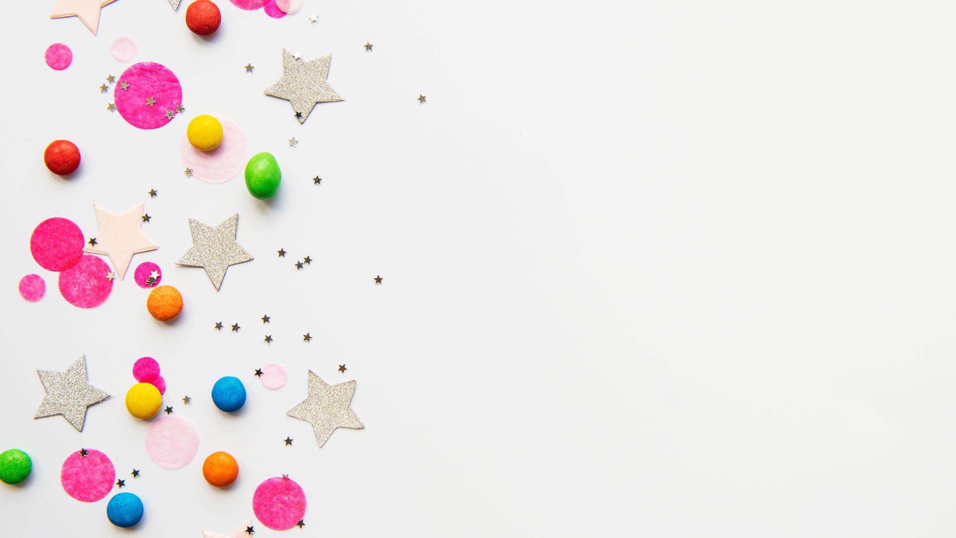 Imagem de um painel decorativo de feliz aniversário.