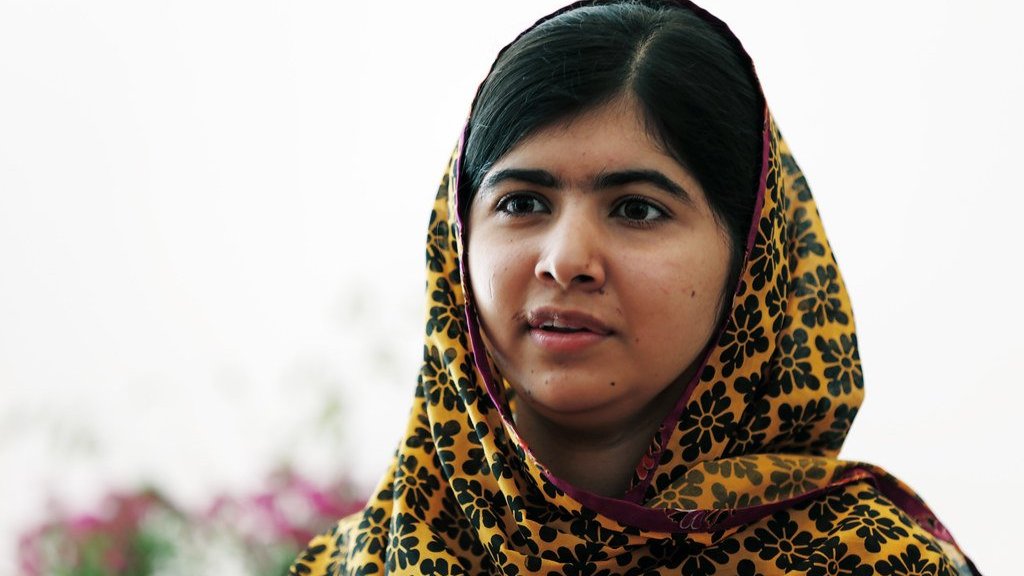 Malala Yousafzai numa entrevista.