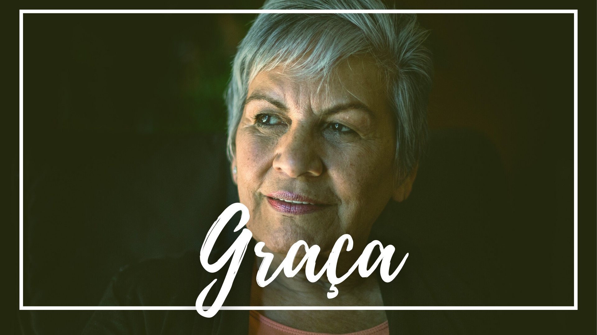 Victor L. / Pexels / Canva / Mensagens Com Amor Uma mulher com cabelos brancos olhando lateralmente.