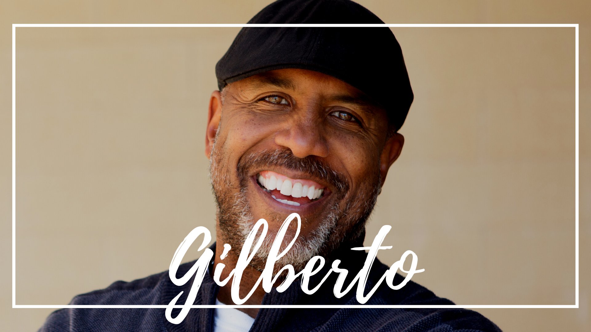 Digitalskillet / Canva / Mensagens Com Amor Um homem negro de boina. Ele sorri.